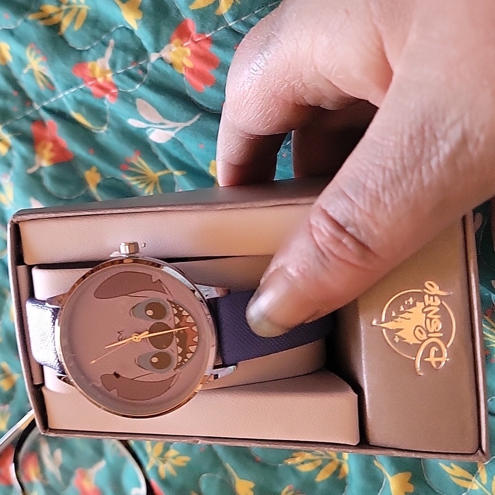 Disney parks stitch watch